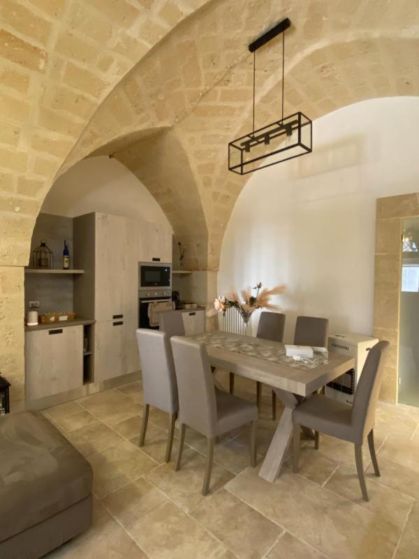 Lata Luxury Home Casa Vacanze บรินดิซิ ภายนอก รูปภาพ